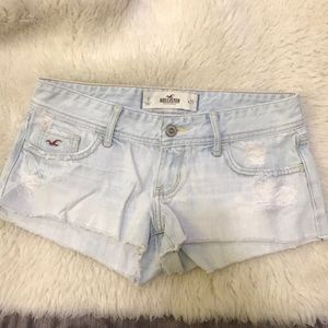 Hollister distressed short pre owned